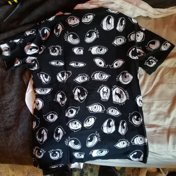 EUC HTF anime eyes tshirt - Picture 2 of 4